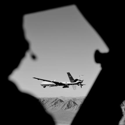 US-Drohneneinsätze via Ramstein: STYLELOCATIONA U.S. Air Force MQ-9 Reaper unmanned aerial vehicle seen from the chase aircraft, flies a training mission over the Nevada Testing and Training Range, July 15, 2019 near Las Vegas, Nevada. Indian Springs United States of America - ZUMAp138 20190715_zaa_p138_027 Copyright: xA1cxWilliamxRioxRosado/UsxAirx