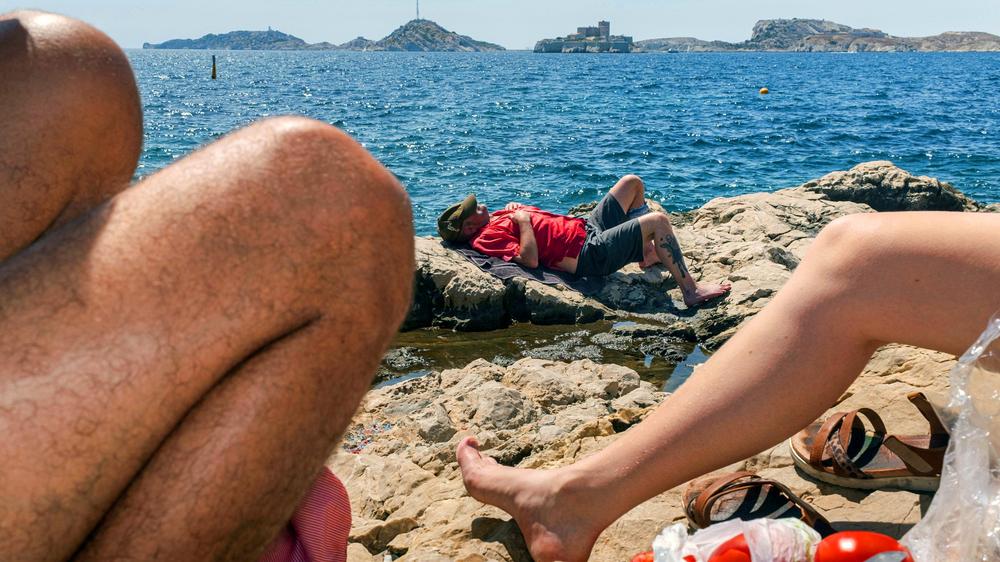 Marseille Krise Plage des Catalans Strand Malmousque