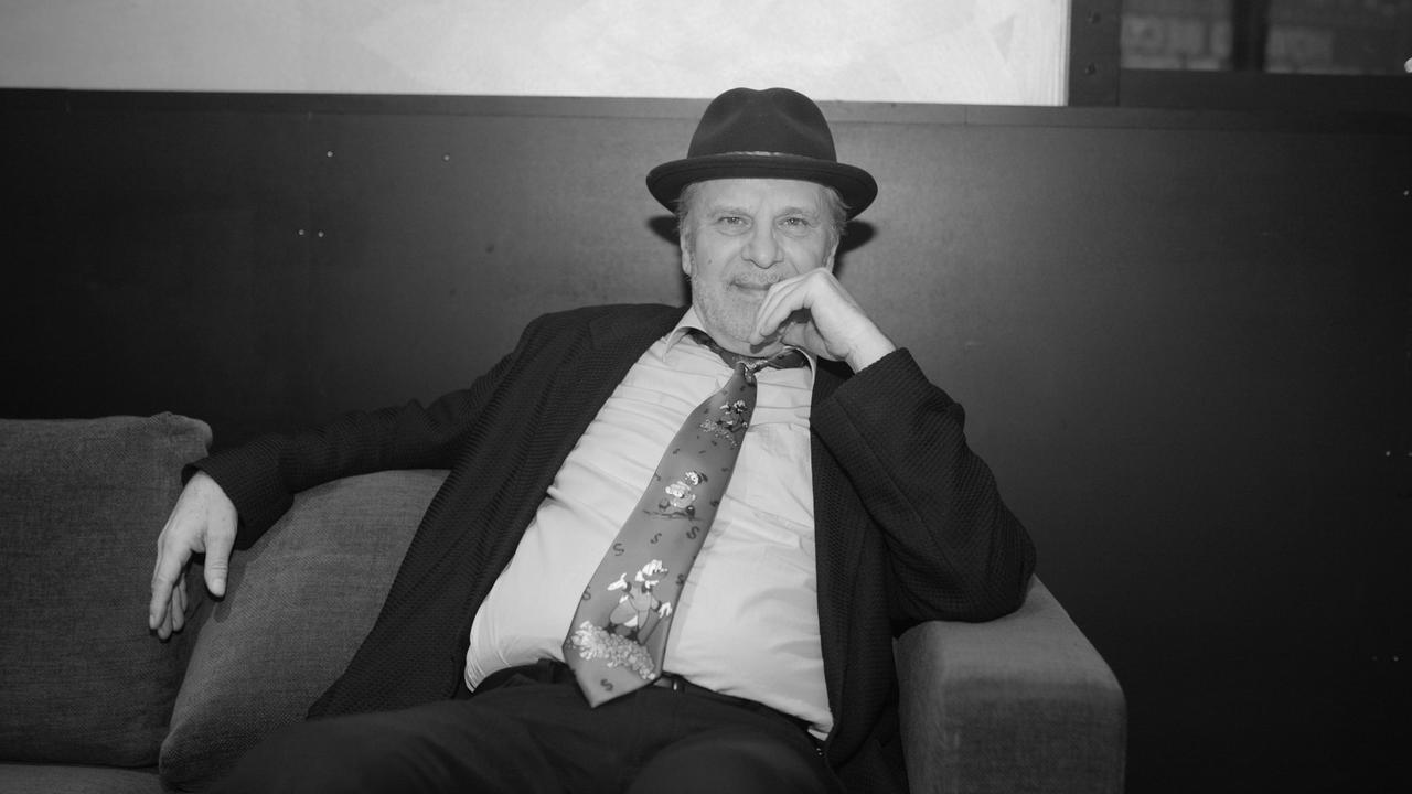 Fernsehen und Theater: Schauspieler Peter Sattmann ist tot | DIE ZEIT