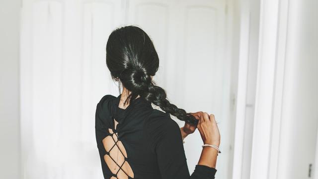 (+) Solidarität von Kurdinnen: Der Hass und die Haare