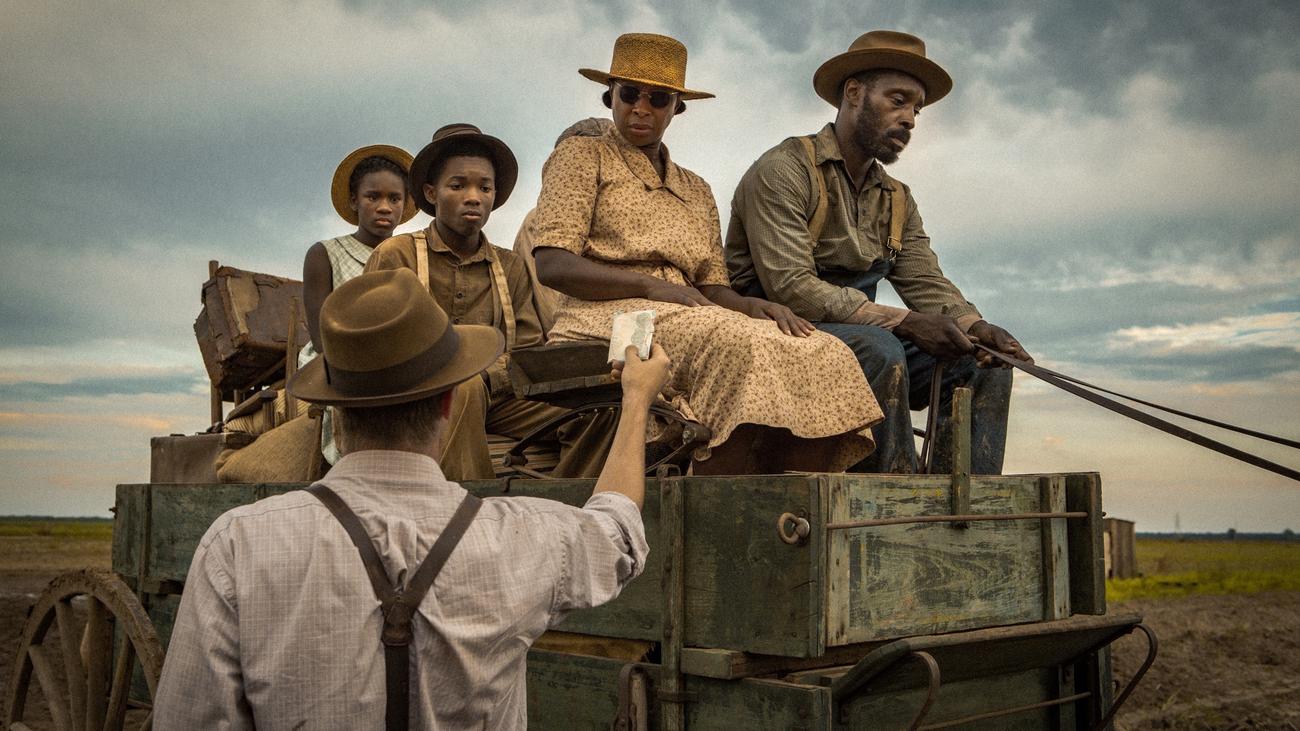 Mudbound": Derselbe Dreck unter den Nägeln | ZEIT ONLINE