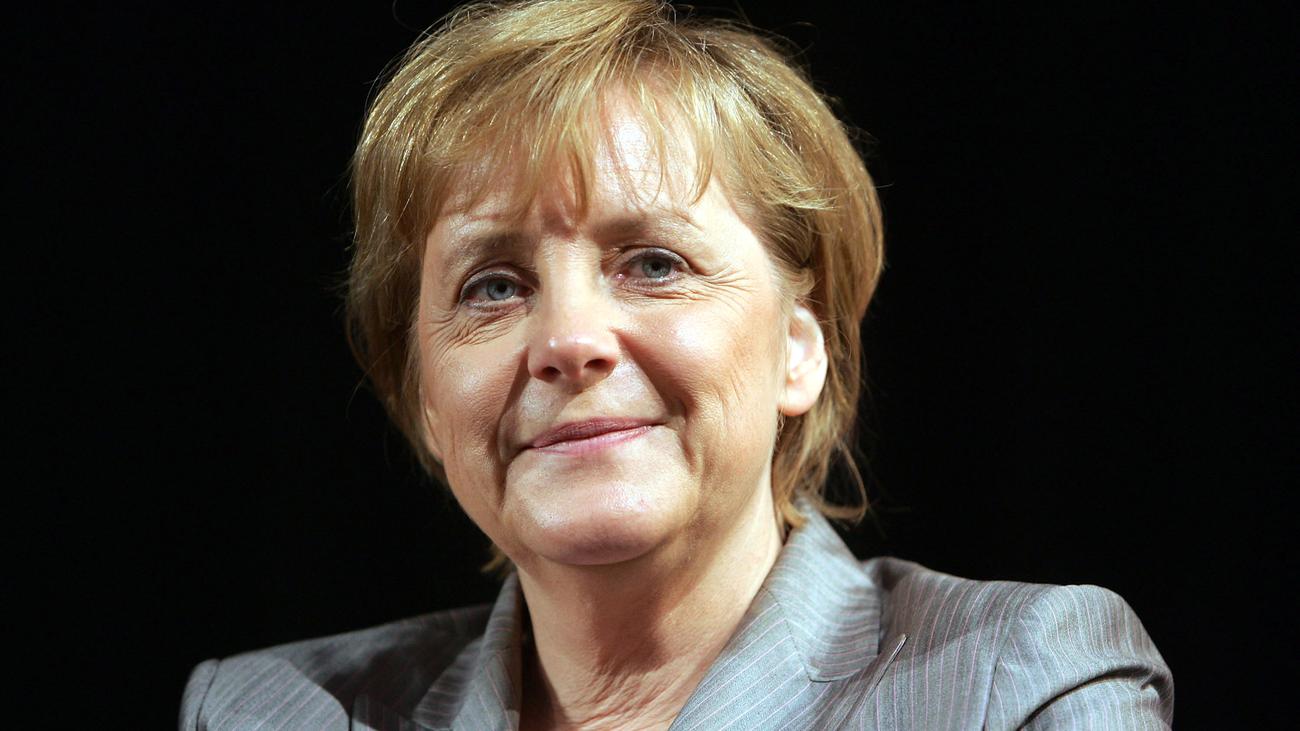 Angela Merkel Frau Bundeskanzlerin Das Wettrennen Um Die Deutung Einer Kanzlerschaft Zeit Online