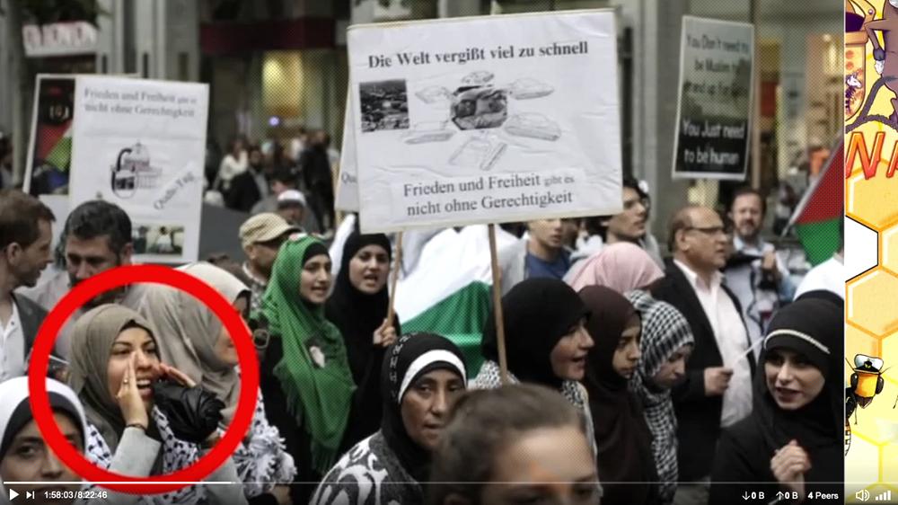 Nemi El-Hassan: Eingekreiste Zielperson: Antimuslimische Aktivisten hatten Nemi El-Hassan beim Al-Kuds-Marsch 2014 schon im August ins Visier genommen.