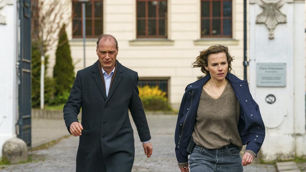 "Tatort" Dresden: Zum letzten Mal dabei: Karin Hanczewski als Kommissarin Karin Gorniak, hier mit Martin Brambach als ihrem Vorgesetzten Peter Schnabel