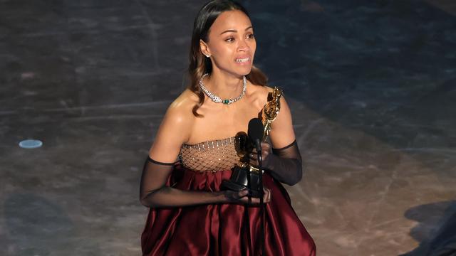 Oscars 2025: Zoë Saldaña gewinnt Oscar als beste Nebendarstellerin