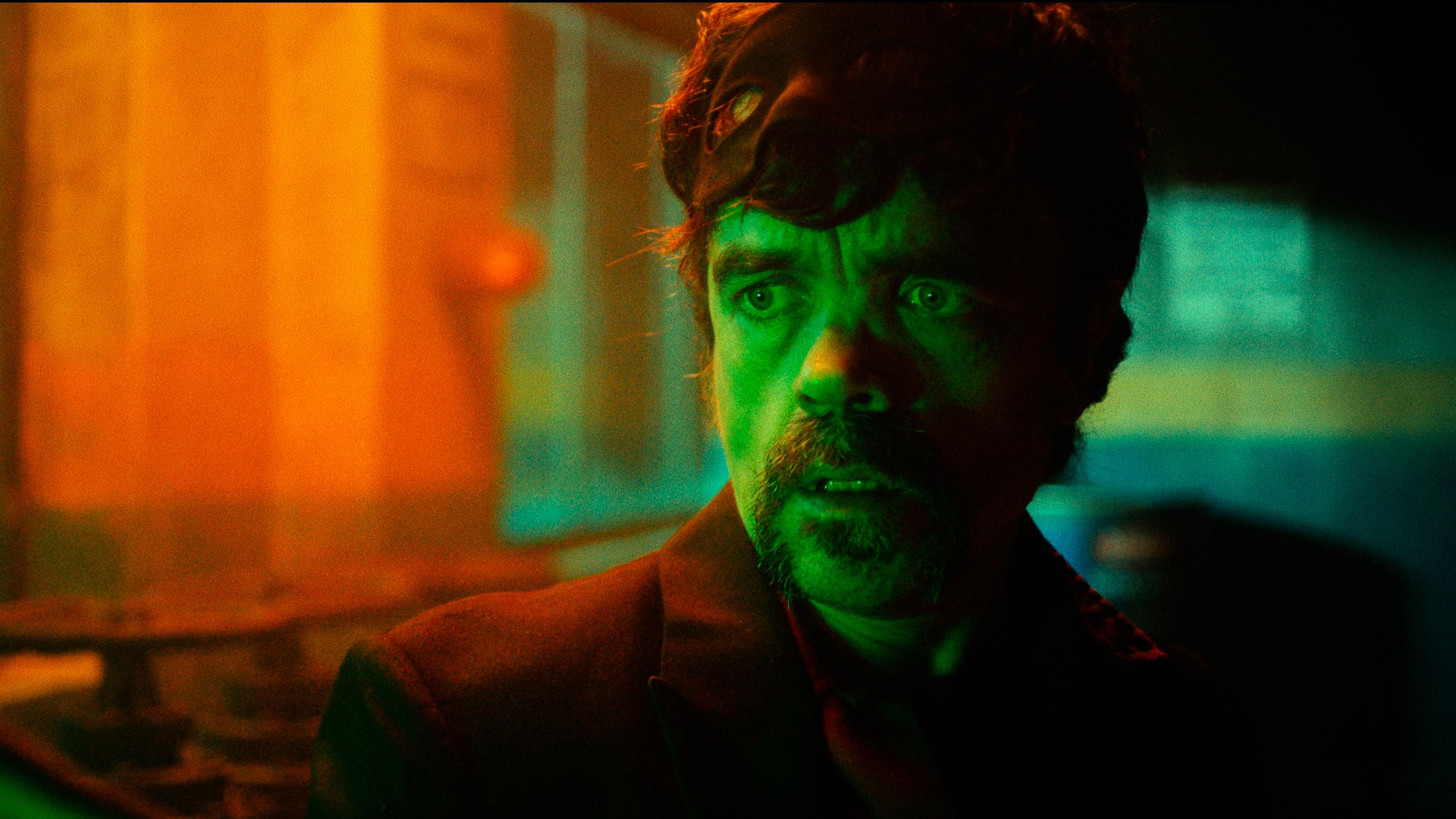 "The Toxic Avenger": Peter Dinklage spielt Winston Gooze vor seiner Verwandlung in Toxie.
