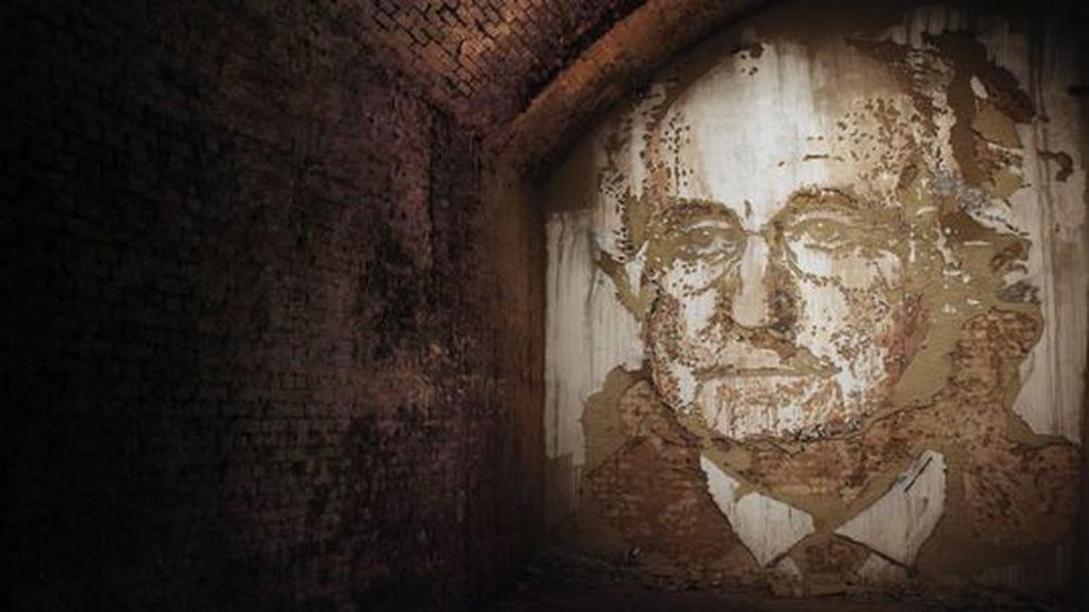 Sprengkünstler Vhils: Vhils' Werk "Hell's Half Acre" im Old Vic Tunnel in London im Oktober 2010