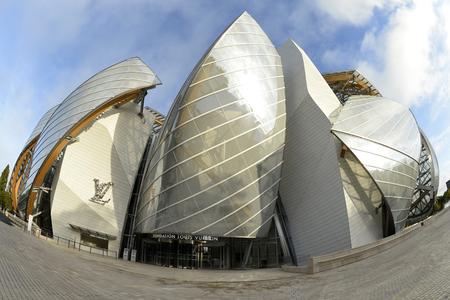 Fondation Louis Vuitton Das Neue Haus Des Kapitals Zeit Online