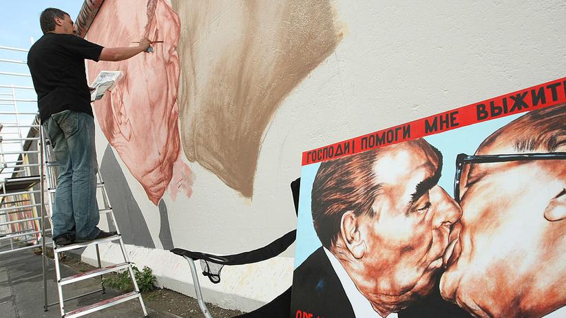 East Side Gallery Den Bildermull Zur Kunst Erheben Zeit Online