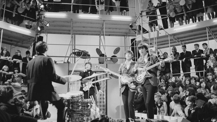 "Jugend Pop Kultur": Nicht nur die Helden, auch die Fans erschufen einst die Popkultur: die Beatles bei Fernsehaufnahmen im Jahr 1964.