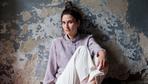 Yade Yasemin Önder: Nach Hause, in klobigen Schuhen