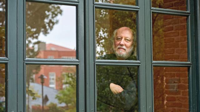 László Krasznahorkai: Wo beginnen mit dem Werk des neuen Literaturnobelpreisträgers?