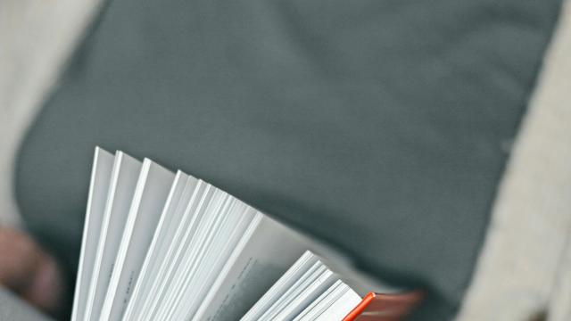 (+) Sachbuch-Bestenliste: Die Sachbuch-Bestenliste für Dezember 2025