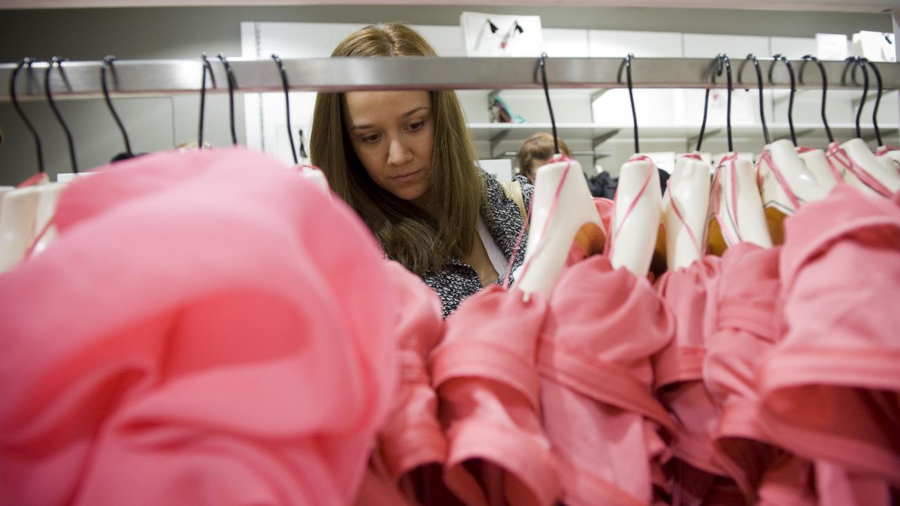 Mode: Billig-Textilien: Das schlechte Gewissen beim Schnäppchenkauf - FOCUS  online