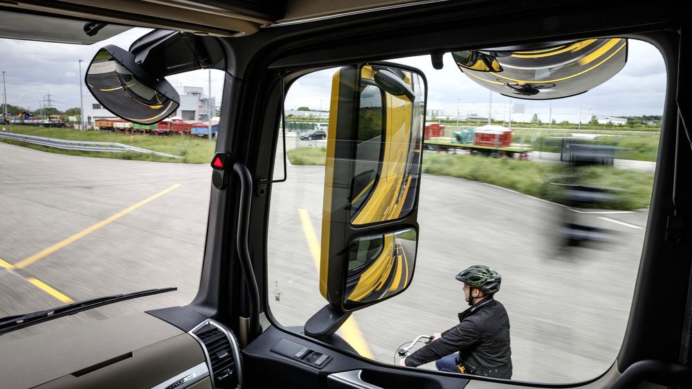 Sicherheitsschild „Toter Winkel“ – Aus Vinyl-Aufklebermaterial, Silber, Für Verkehr & Betrieb