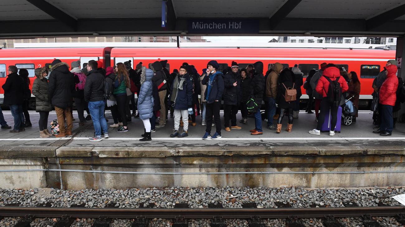 Bahnstreik Deutsche Bahn Und Evg Einigen Sich Im Tarifstreik Zeit Online 