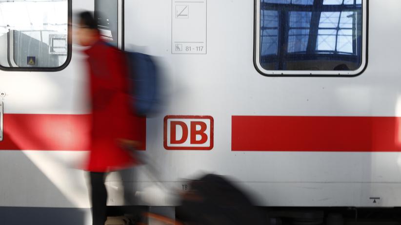 Deutsche Bahn: Auch die Bahncards 25 und 50 sollen um zehn Prozent günstiger werden.