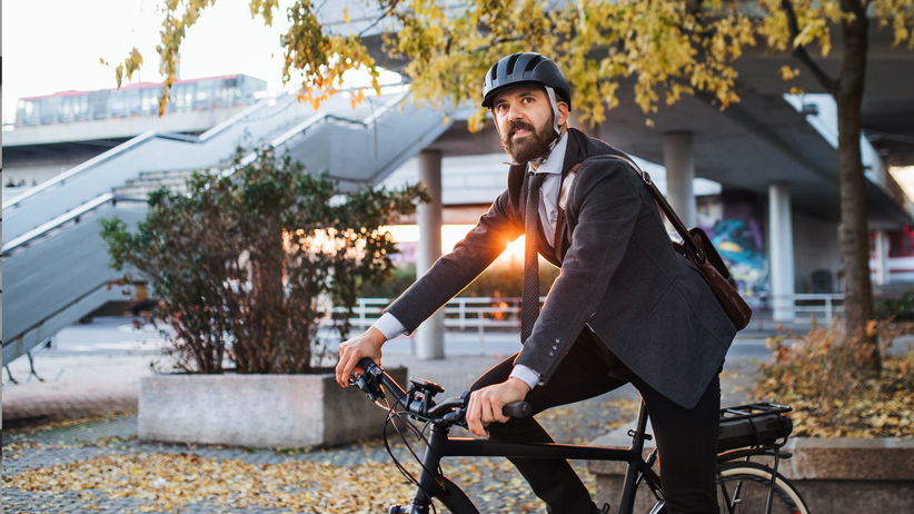 hab gerade noch den hipster von seim fahrrad geschubst