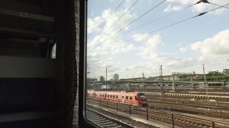 Bahnverkehr Bahnstrecke Zwischen Berlin Und Wien Wird Ausgebaut Zeit Online