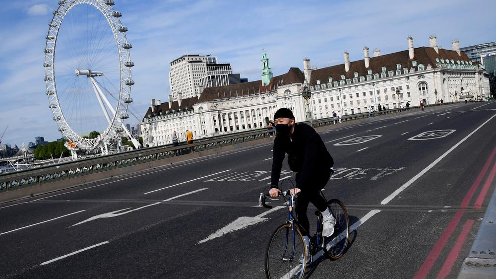 London: In der Corona-Krise war der Autoverkehr in London zeitweise fast zum Erliegen gekommen. Das ändert sich nun wieder.