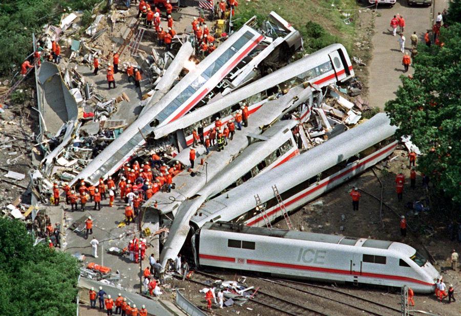 Eine Lange Zeit Im Zug Eine Lange Zeit Im Zug
