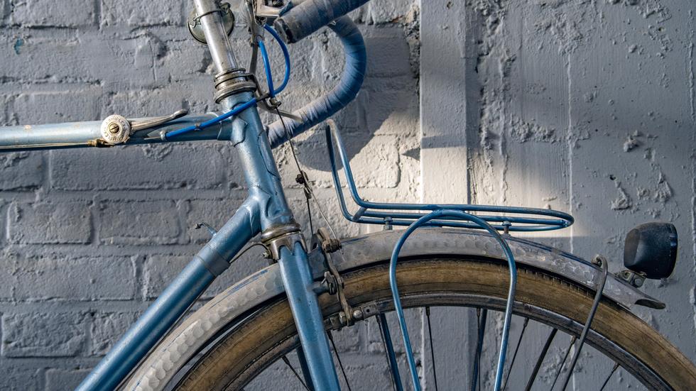 Gebrauchtes Fahrrad: Passt, wackelt und hat Luft