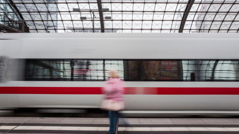 Tarifstreit Bei Der Bahn: Deutsche Bahn Spricht Von Baldigem Abschluss ...