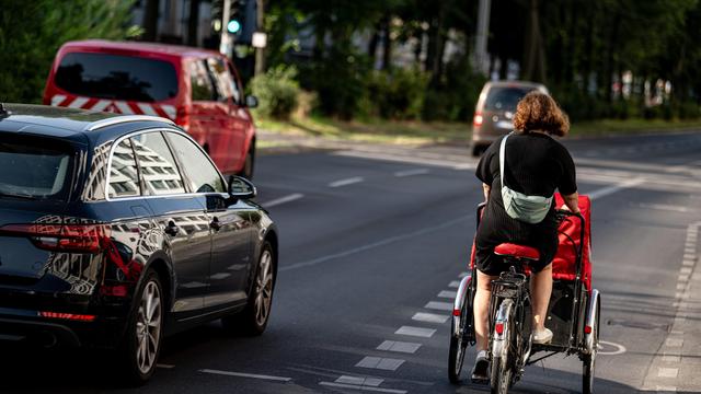 Verkehrssicherheit: Forscher sehen Risiken, wenn Kinder im Lastenrad mitfahren