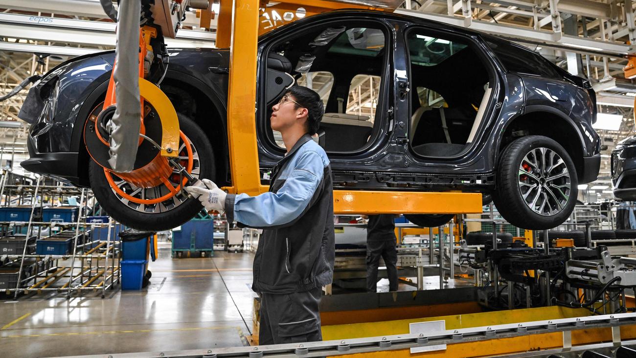 Possibles tarifs punitifs : l’industrie automobile allemande met en garde contre les tarifs de l’UE sur les voitures électriques chinoises