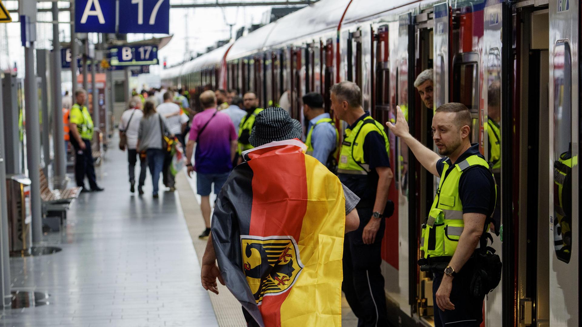 Fußballeuropameisterschaft: SPD-Fraktionsvize lobt Leistung der Deutschen Bahn während der EM