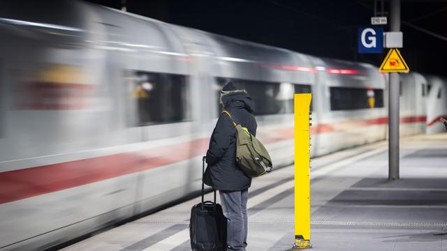 Fernverkehr: Deutsche Bahn will Sparpreis für Geschäftsreisende einführen