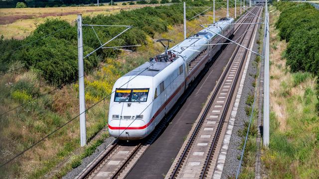 Deutsche Bahn: Mehr als 128.000 Menschen fordern Rückkehr der Familienreservierung