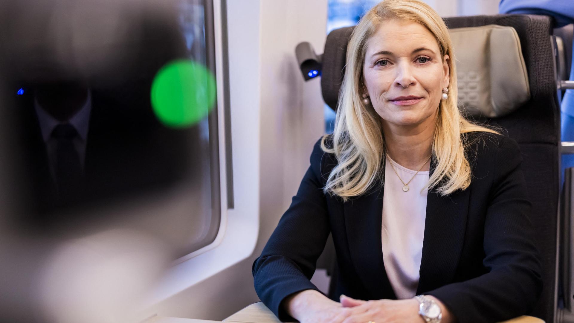 Deutsche Bahn: Bahnchefin kündigt "kompletten Neuanfang" bei der Deutschen Bahn an