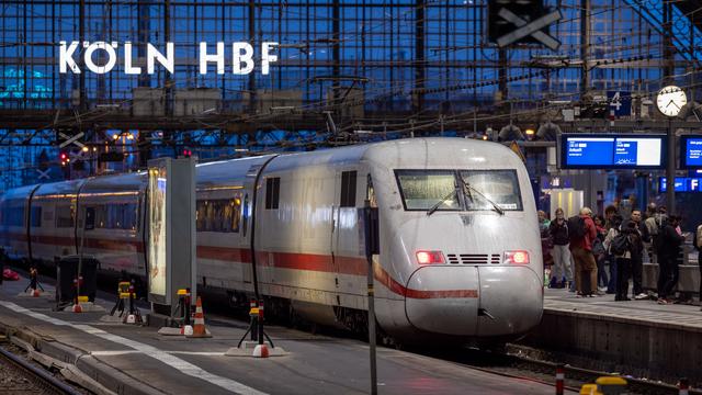 Deutsche Bahn: Bahnverkehr am Kölner Hauptbahnhof ist nach Sperrung wieder in Betrieb