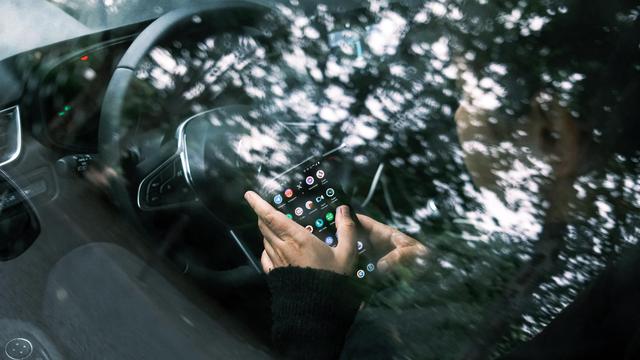 Digitalisierung: Bundesregierung stellt digitalen Fahrzeugschein vor