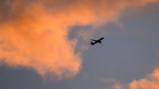 Flugverkehr : Zahl der Flugreisenden im vergangenen Jahr erneut gestiegen 
