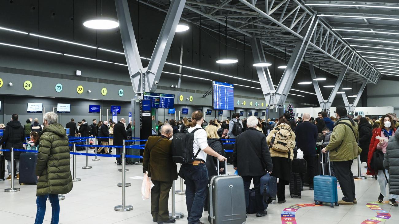 Flugverkehr: Griechenlands Flugbetrieb nach schwerer Panne wieder angelaufen