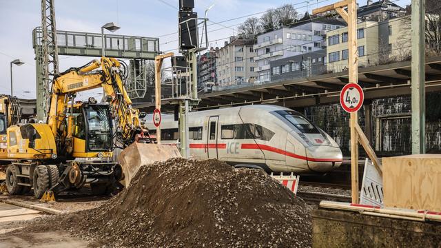 Zugverkehr in Nordrhein-Westfalen: Deutsche Bahn saniert Strecke zwischen Köln, Wuppertal und Hagen