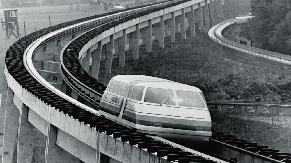 Magnetschwebebahn: Schon 1975 erreichte der Transrapid auf einer Teststrecke 200 Kilometer pro Stunde.