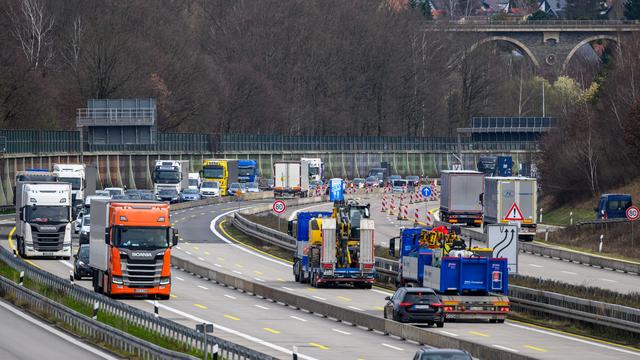 Gestiegene Ölpreise: Deutsche fahren trotz teuren Sprits nicht weniger Auto