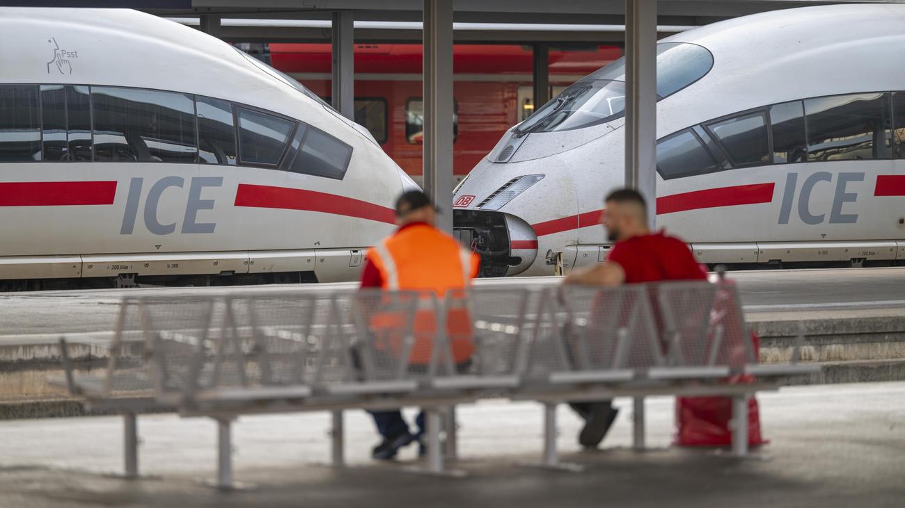Störung bei der Deutschen Bahn: Bahn erklärt Störung mit Austausch von »technischer Komponente«