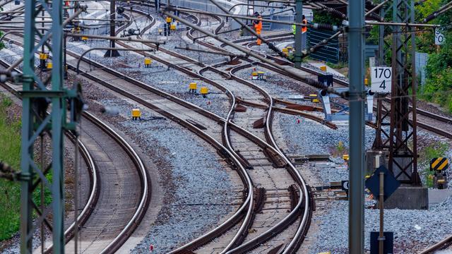 Bundesnetzagentur: Bahn muss Fernverkehrs-Trassen stärker für Konkurrenz öffnen