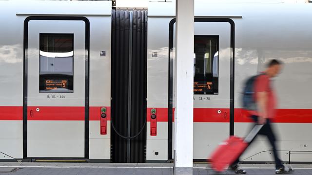 Störung bei der Deutschen Bahn: Bahn will Funksystem künftig nur noch zwischen 0 und 4 Uhr warten