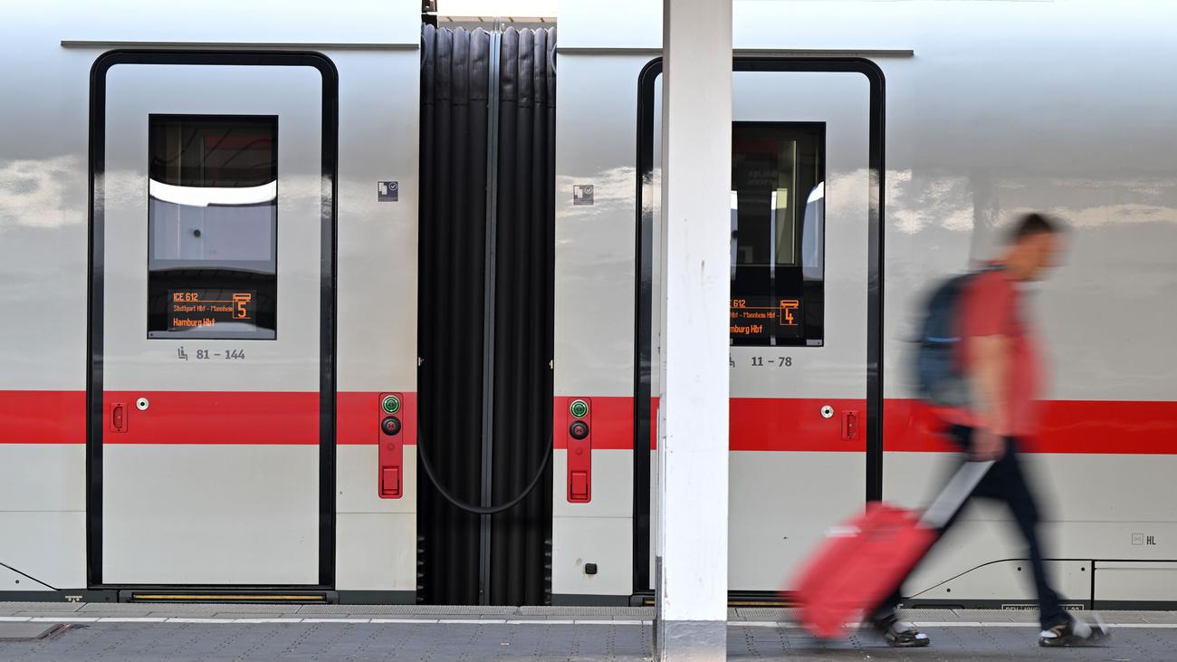 Störung bei der Deutschen Bahn: Bahn will Funksystem künftig nur noch zwischen 0 und 4 Uhr warten