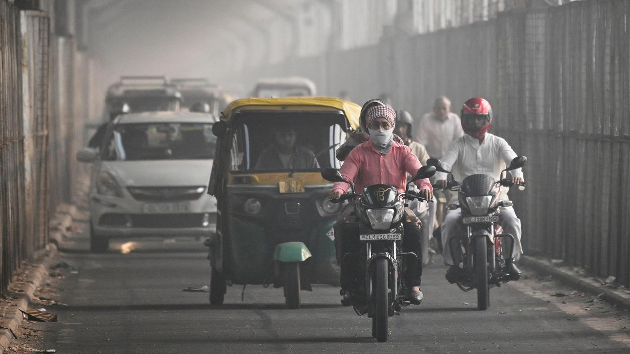 Delhi'de E-Mobilite: Smogla Mücadelede Elektrikli Araç Teşvikleri