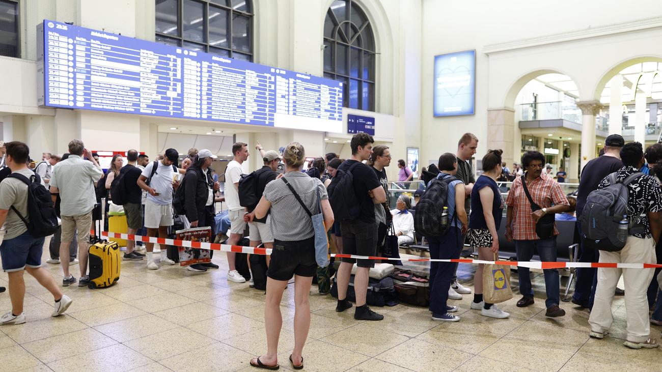 Deutsche Bahn: Meldungen über großflächige Störung im Bahnverkehr