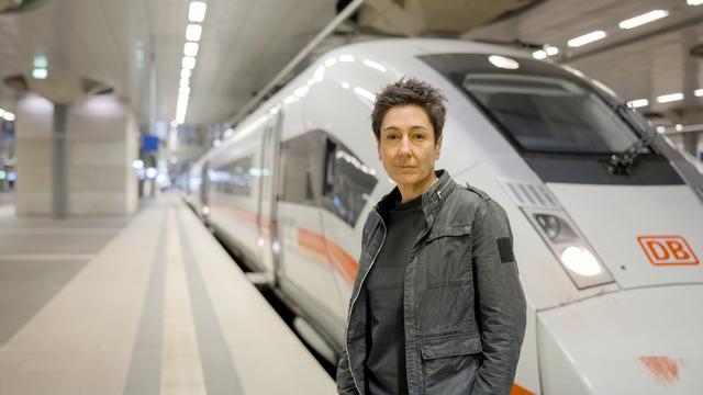 Dunja Hayali: Deutsche Bahn soll Depublizierung von ZDF-Doku fordern