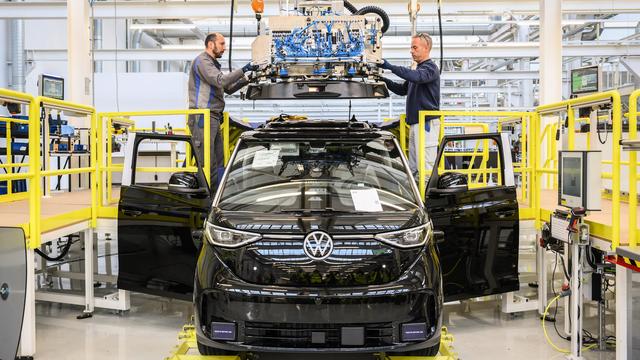 Krise der Automobilindustrie: Volkswagen sieht keine wirtschaftliche Perspektive für Werk Hannover