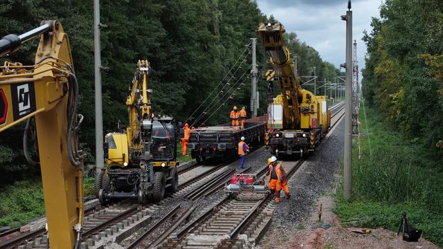 Sanierungsplan: Bahnverkehr zwischen Berlin und Hamburg ab Freitag stark eingeschränkt