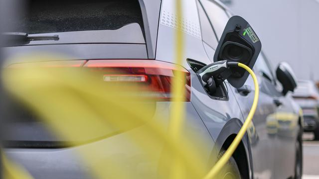E-Auto-Kaufprämie: Bundesamt bewilligt rund 52.500 Anträge für E-Auto-Prämie